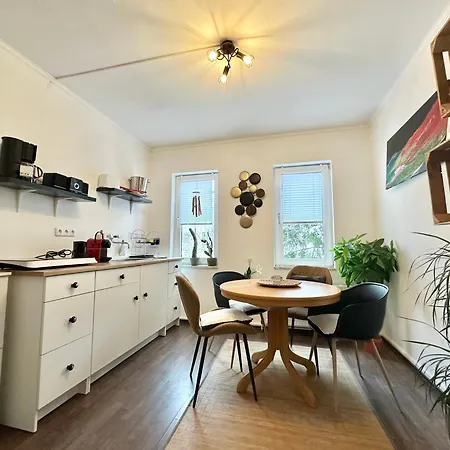 Vajagic 3 - 6 Pers, 2 Schlafzimmer, Messe, Uni Klinik Essen